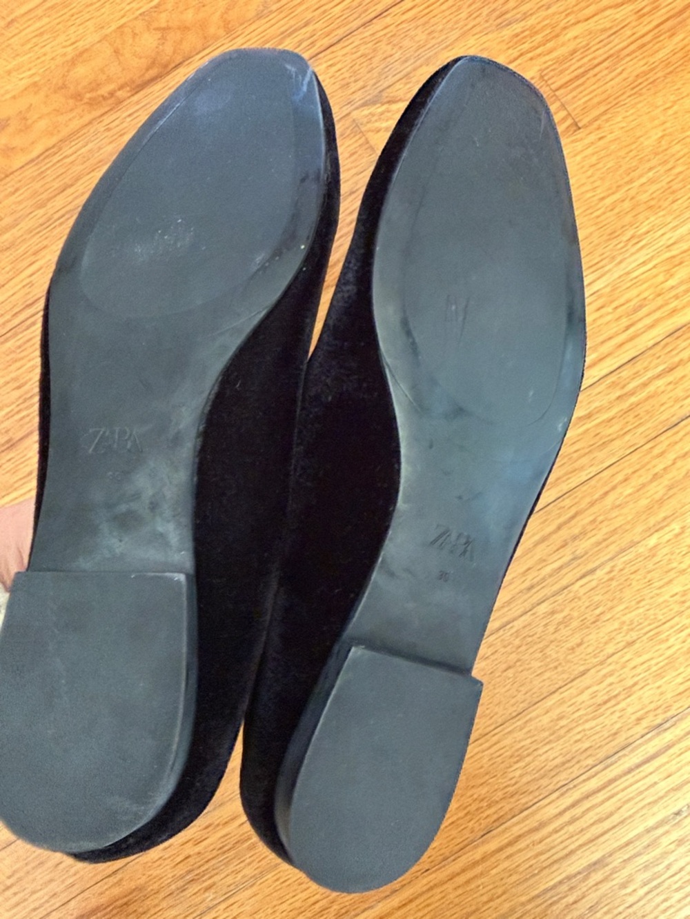 Zara Low-Heeled Velvet Loafer Shoes - Picture 11 of 12